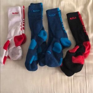 Set of 4 Nike Lebron Elite socks